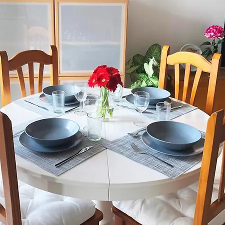 Caledonia Apartment *
